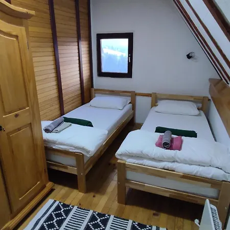 Vikendica Zlatni Hrast Jahorina