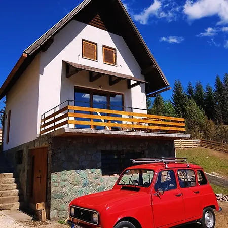 Vikendica Zlatni Hrast Jahorina بيت للعطل *
