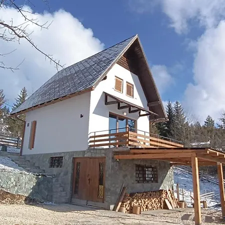 Vikendica Zlatni Hrast Jahorina Holiday home Pale