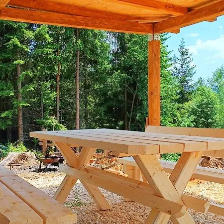 Vikendica Zlatni Hrast Jahorina بيت للعطل *